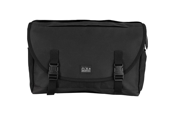 Metro Messenger Bag Medium Black , 