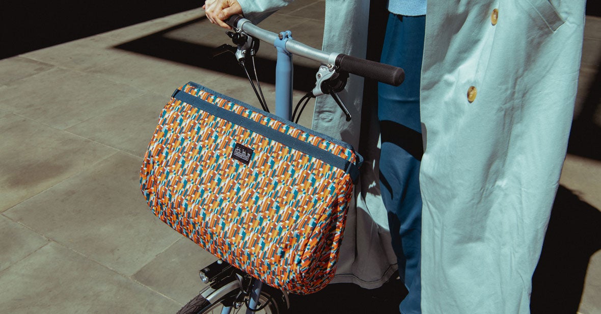 Borough basket bag on Brompton bike